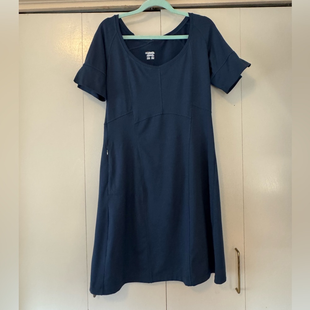 Columbia Solid Black Activewear Dress Swim Dress. Size Large